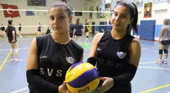 İkiz Voleybolcular Ada ve Naz Işık, Milli Takım Hayali Kuruyor