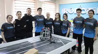 Türk Lise Öğrencileri, Robotlarıyla Dünya Şampiyonasına Hazırlanıyor