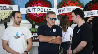 Ersun Yanal'ın Babası Ural Yanal Son Yolculuğuna Uğurlandı