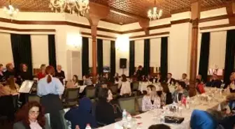 Tokat'ta Duygusal Nağmeler ve Hikayelerle Konser Düzenlendi