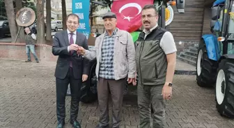 Tosya'da ORKÖY Projesi Kapsamında 4 Traktör Teslim Edildi