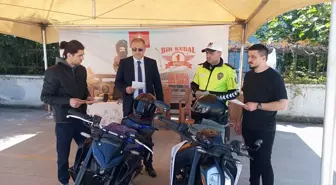 Motosiklet Sürücülerine Trafik Bilgilendirmesi