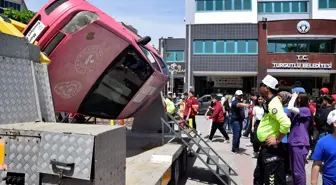 Turgutlu'da Karayolu Güvenliği ve Trafik Haftası Etkinliği