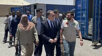 Türkiye'nin İnsani Yardım Taşıyan 2. İyilik Gemisi Sudan'a Ulaştı