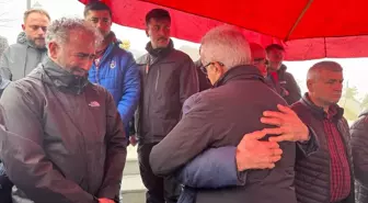 Bakan Uraloğlu, Trabzon'da Akrabasının Cenaze Törenine Katıldı