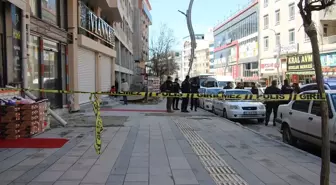 Van'da Giyim Mağazasına Silahlı Saldırı: 1 Ölü, 4 Yaralı