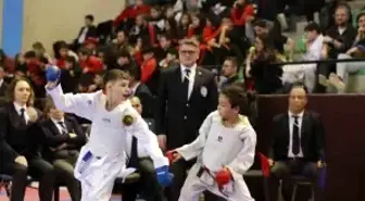 Denizli'de Karate Yıldızlar ve Küçükler Grup Şampiyonası Düzenleniyor