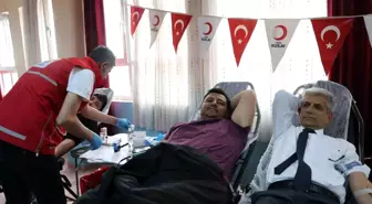 Kozan'daki Öğrencilerden Örnek Kan Bağışı Projesi