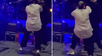 Şarkıcı Kalben'den sahnede tuhaf davranış! Kimse ne yaptığını anlamadı