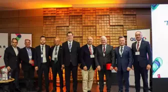 İstanbul'da 2. El Oto Zirvesi Düzenlendi
