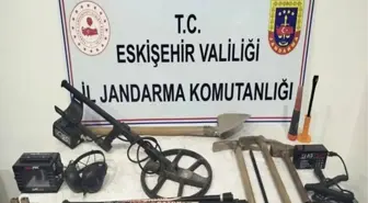Eskişehir'de Kaçak Kazı Yapan 4 Şüpheli Suçüstü Yakalandı
