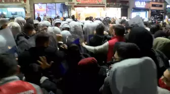 İstiklal Caddesi'nde Filistin Destek Gösterisi ve Polis Arbedesi