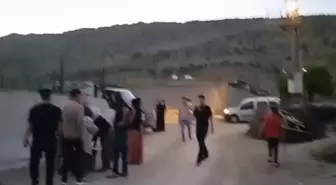 Diyarbakır'da İki Aile Arasında Taşlı Sopalı Kavga: 5 Yaralı