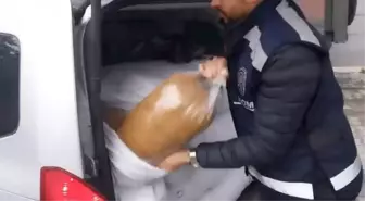 Samsun'da Durdurulan Araçta 240 Kilo Kaçak Tütün Ele Geçirildi