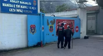 Resmi Belgede Sahtecilik ve Hırsızlık Suçundan Aranan Şahıs Manisa'da Yakalandı