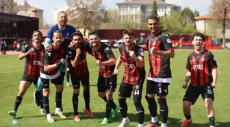 Uşakspor ve Tire 2021 FK Play-Off'a Yazılıyor