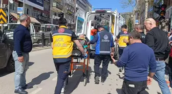 Amasya'da Yaya Geçidini Kullanmayarak Karşıya Geçen Kişi Otomobilin Çarpması Sonucu Yaralandı