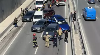 Beylikdüzü'nde Zincirleme Kaza: 1 Yaralı