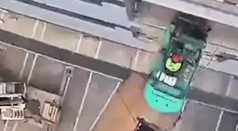 Forklift operatörü, yüksek platformdan yere çakılarak can verdi