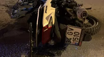 Maltepe'de Motosiklet ile Otomobil Çarpıştı: 1 Ölü