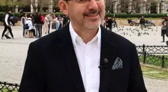 Mehmet Kasapoğlu'ndan 23 Nisan Kutlaması