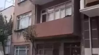 Esenler'de Deprem Sonrası Çatıdan Beton Parçaları Düştü