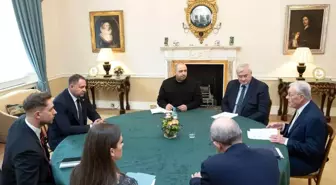 Ukrayna, Londra’da Barış Süreci Üzerine Görüşmeler Gerçekleştirdi