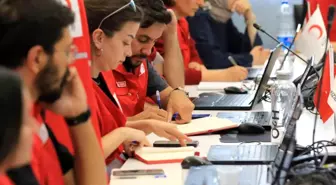 Türk Kızılay, İstanbul'daki Depremzedelere Beslenme Desteği Sağlıyor