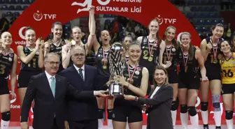 VakıfBank, Vodafone Sultanlar Ligi'nde Şampiyon Oldu
