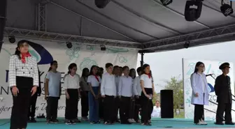 Düzce Üniversitesi'nde 23 Nisan Coşkusu