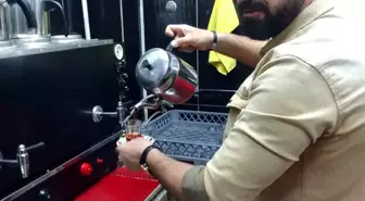 Aile Geleneği: Karabıyık Ailesi'nin 45 Yıllık Çay Ocağı