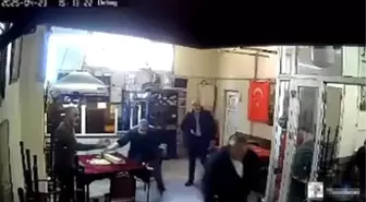 Ataşehir'de Deprem Panik Anları Güvenlik Kamerasında