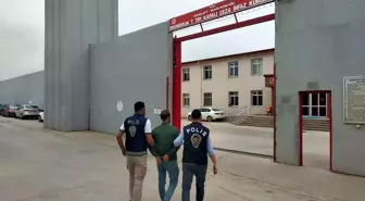 Hatay'da Uyuşturucu Satışı Yapan İki Şahıs Suçüstü Yakalandı