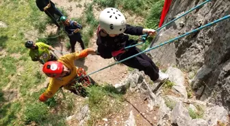 Bursa'da Minik Dağcılar 23 Nisan'ı Adrenalinle Kutladı