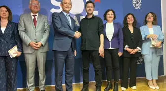 CHP Genel Başkanı Özgür Özel: İstanbul Büyükşehir Belediyesi deprem toplantısına davet edilmedi