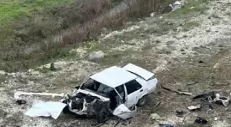 Tavşanlı'da Şarampole Uçan Otomobilin Sürücüsü Yaralandı
