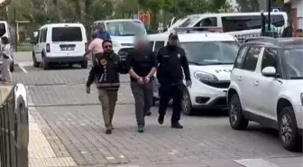 Aranan Şahıs Kendini ve Annesini Eve Kilitledi, Polisin Operasyonu Başarılı Oldu