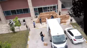 Manisa'da Kaçak Tütün ve Makaron Operasyonu: 2 Milyondan Fazla Makaron Ele Geçirildi