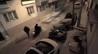 İzmir'de Motosiklet Hırsızlığı Güvenlik Kamerasında
