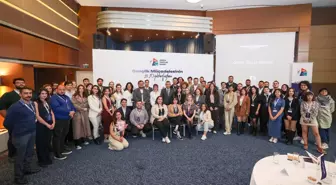 CHP Genel Başkanı Özgür Özel, Gençlik Örgütleri ile Bir Araya Geldi