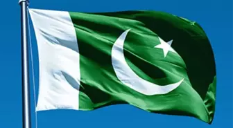 Pakistan'da Bombalı Saldırıda 4 Güvenlik Görevlisi Hayatını Kaybetti