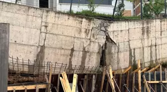 Serdivan'daki Apartmanda Çökme Tehlikesi: 45 Kişi Tahliye Edildi