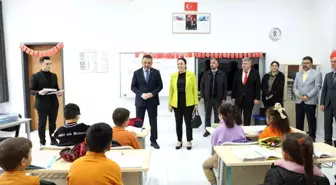 Zonguldak'ta Öğrencilere Bilim Dergisi Dağıtımı Başlatıldı