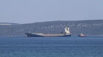 Çanakkale Boğazı'nda Konteyner Gemisi Arızalandı