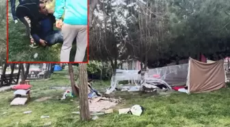 Deprem nedeniyle parkta kalan eşi ve baldızını silahla vurdu