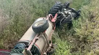 Adana'da Devrilen Traktörün Sürücüsü Hayatını Kaybetti