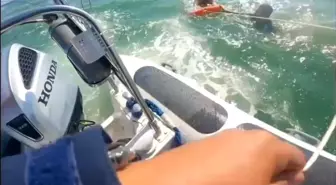 Hava Muhalefeti Antalya'da Tekne Alabora Etti, 4 Kişi Kurtarıldı