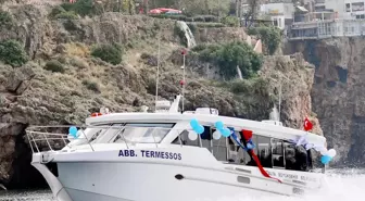 Antalya'da Atıl Durumdaki Deniz Otobüsü İçin Kiralama İhalesi Açıldı