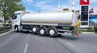 Esenyurt'ta Bisikletli Adam Kamyonun Altında Kalarak Hayatını Kaybetti