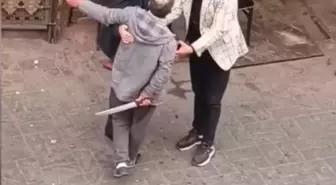 Beyoğlu'nda Bıçaklı Saldırı: Bir Kişi Yaralandı, Saldırgan Tutuklandı